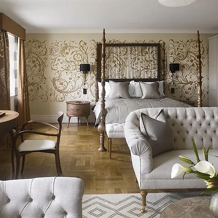 Hotel The Adria